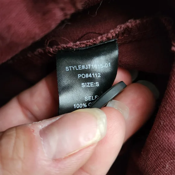 Peach Love California Southwestern Blouse Top Women's S Burgundy Red Pockets - Picture 3 of 7